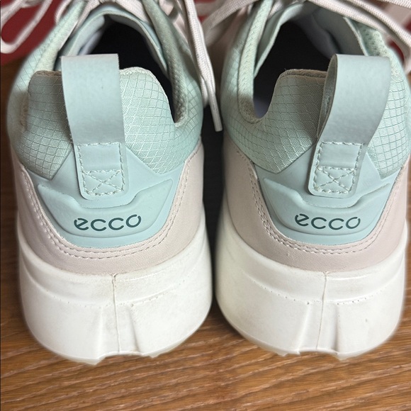 ECCO Biom H4 9/9.5 (EUR 40) Size Spikeless Golf Shoes - Picture 2 of 11